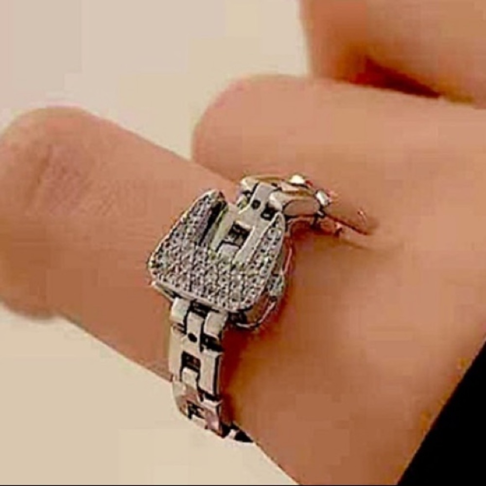 SILVER CHAIN BUCKLE RHINESTONE RING - Picture 3 of 12